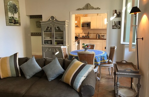 Cannes City Centre Apartment | 2-Bed Apt with 65m² Terrace | Central Cannes | 5 mins walk to Palais/Beach