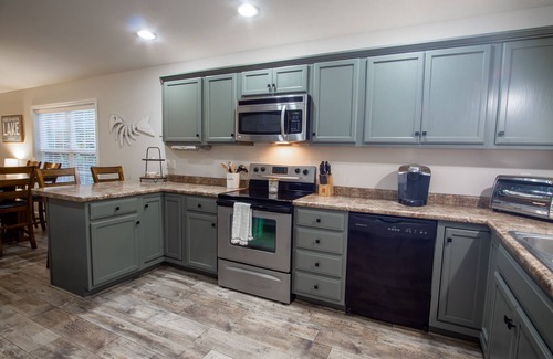 South Casco Cottage | 2 Bed Cottage for Rent in Point Sebago