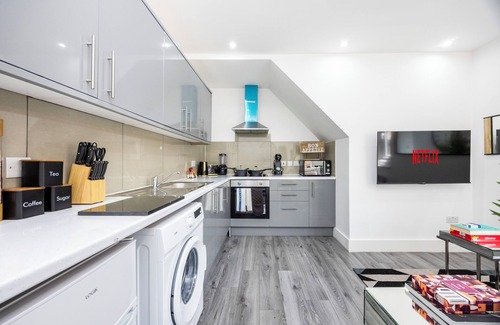 Fairfield Apartment | 2 Bed Flat | Central Croydon | XBox | Smart TV | Netflix | Free WiFi