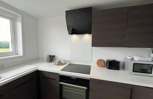 Woolwich Common Apartment | 2 Bed flat close to Elizabeth Line