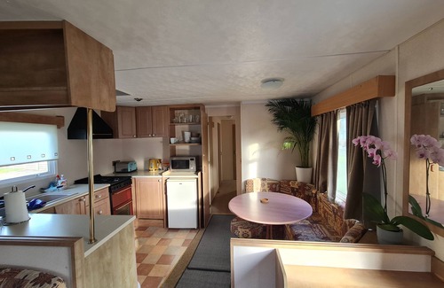 Hartlepool House | 2-bed Holiday Home Close to Durham City Centre