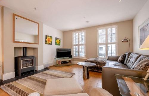 Keswick House | 2 Bed in Keswick 89257