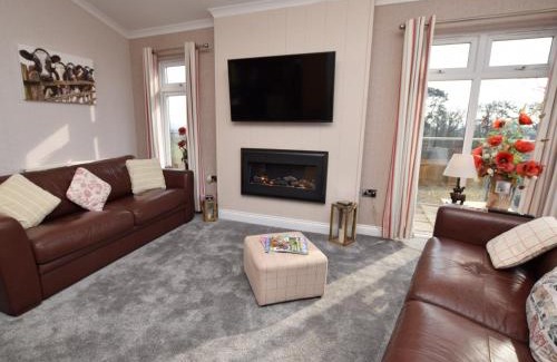 Kilmacolm House | 2 Bed in Lochwinnoch 55854