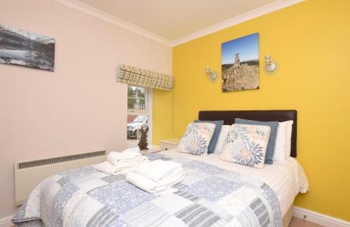 Newton by the Sea House | 2 Bed in Newton-by-the-Sea 80485