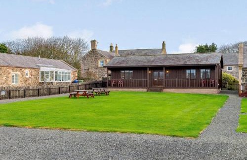 Newton by the Sea House | 2 Bed in Newton-by-the-Sea 80481