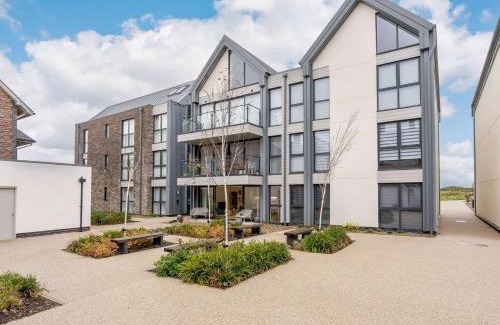 Porthcawl Apartment | 2 Bed in Rest Bay 89696