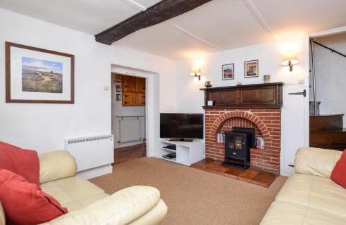 Roughton House | 2 Bed in Roughton BUCN8