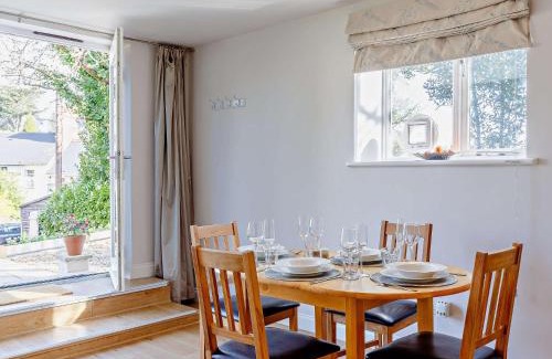 Torquay City Centre House | 2 Bed in Torquay 82540