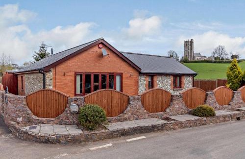 West Buckland House | 2 Bed in Wellington 00467