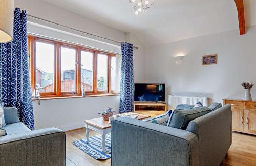 West Buckland House | 2 Bed in Wellington 00467