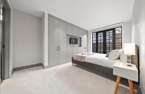 Camden Town Apartment | 2 Bed Lux Apartments near Central London FREE WIFI by City Stay Aparts London