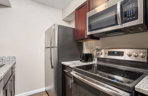 University District Apartment | 2 bed on 4th St and 15th Ave