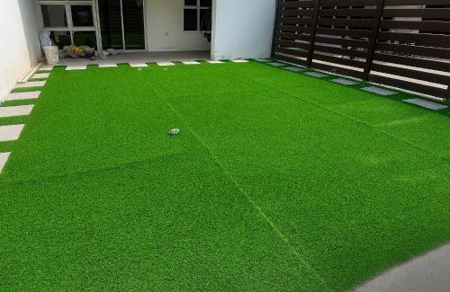 Portmore Apartment | 2 Bed-Sleeps 5-Private Garden-Free Parking