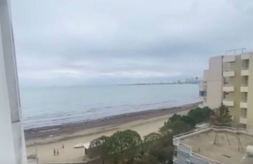 Durres Apartment | 2 Bed-Sleeps 5-Sea View-Parking-5 Min To Beach