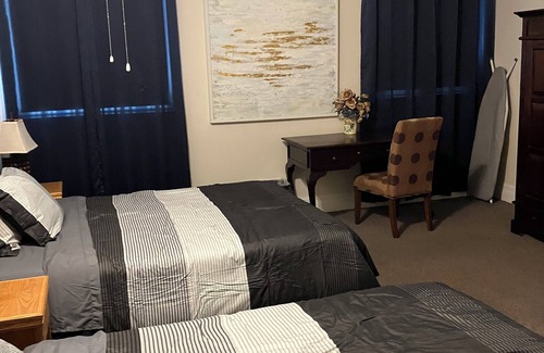Camlachie Bed & Breakfast | 2 Bed Suite @ Sawmill Creek Resort