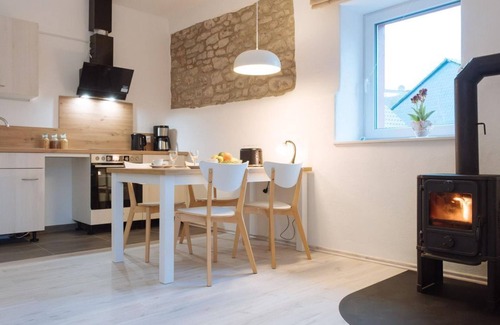 Pelm Apartment | 2-bed vacation apartment no. 1 shower/WC up to 4 persons - Ferienwohnungen Maijeschhof