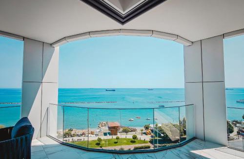 Neapolis Resort | 2 Bed with Sea Views in Trilogy, Limassol Seafront