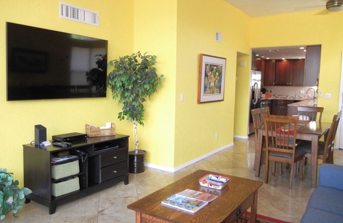 Tucson Condo | 2 Bedr. Single level corner Casita. Magnificent Full Desert and Mountain View