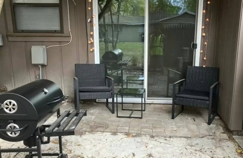 Clearwater House | 2 bedroom 1 bath Condonn