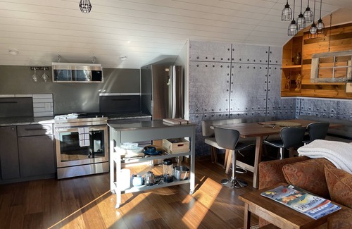Saranac Lake Apartment | 2 bedroom, 1 bath second floor walk up apartment on the lake
