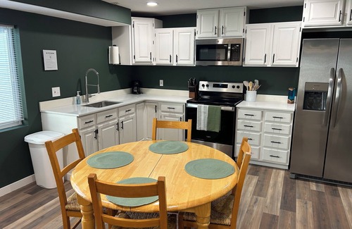 Orem House | 2 Bedroom, 1 Bathroom Basement Apartment in Orem