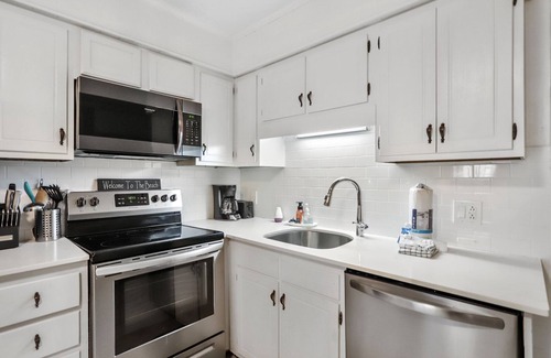 North Forest Beach Condo | 2 Bedroom/1st Floor condo. Sleeps 6