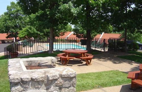 Lake Ozark Condo | 2 Bedroom 2.5 Bath CONDO at Osage Vistas in Village of Four Seasons
