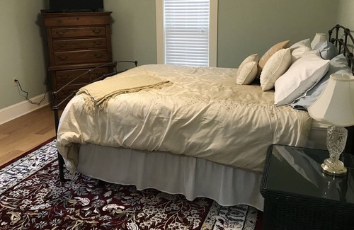 Elmira House | 2 Bedroom, 2.5 Bath newly renovated