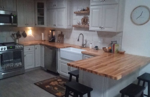 North Fort Myers House | 2 Bedroom 2 Bath cozy townhouse. Close to beaches, nightlife.