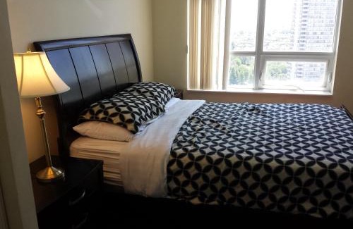 Downtown Mississauga Apartment | 2 BEDROOM 2 Bathroom Best Value Prime Location in Missisauga