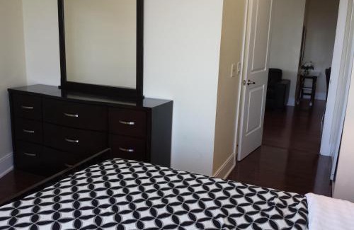 Downtown Mississauga Apartment | 2 BEDROOM 2 Bathroom Best Value Prime Location in Missisauga