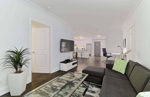 Old Mill Apartment | 2 Bedroom/2 Bathroom Deluxe Suite
