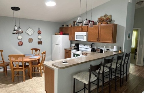 Buttonwood House | 2 bedroom/2 full bath with great location in The Villages!