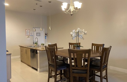 South Padre Island Condo | 2 bedroom 2 bathroom Condo Next to the Beach water park. Limt 6 people