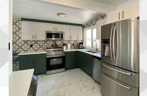 Northeast Edmonton House | 2-bedroom 2 washroom house in Edmonton