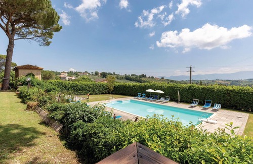 Gualdo Cattaneo Apartment | 2 bedroom accommodation in Gualdo Cattaneo PG