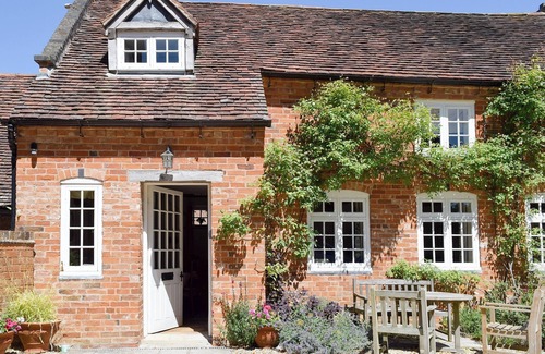 Aston Cantlow Cottage | 2 bedroom accommodation in Aston Cantlow, near Stratford