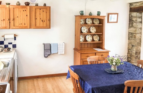 Cenarth Cottage | 2 bedroom accommodation in Penrherber, Newcastle Emlyn