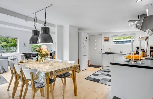 Dronningmolle House | 2 bedroom accommodation in Dronningmølle