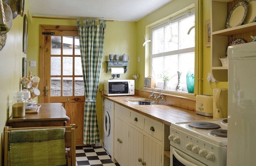 Blairgowrie Cottage | 2 bedroom accommodation in Kirkmichael, near Pitlochry