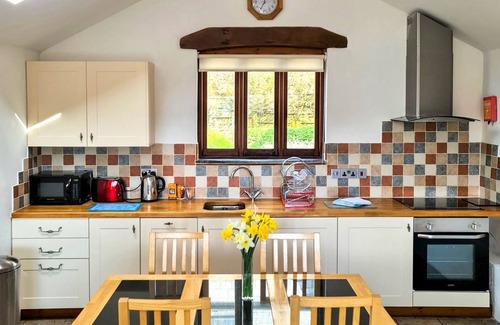 Fivelanes Cottage | 2 bedroom accommodation in Launceston