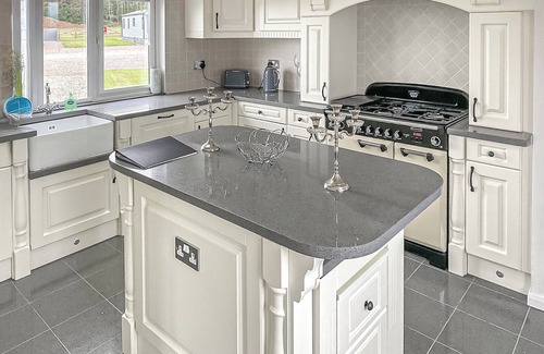 Laurencekirk Ski Chalet | 2 bedroom accommodation in Laurenkirk