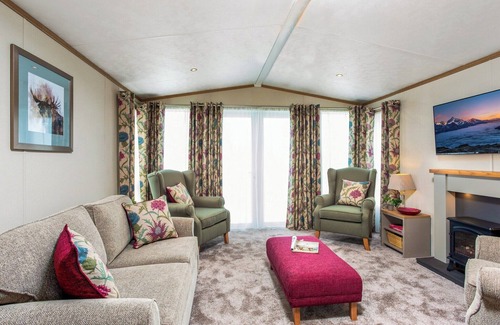 Inverurie Ski Chalet | 2 bedroom accommodation in Nr Kintore