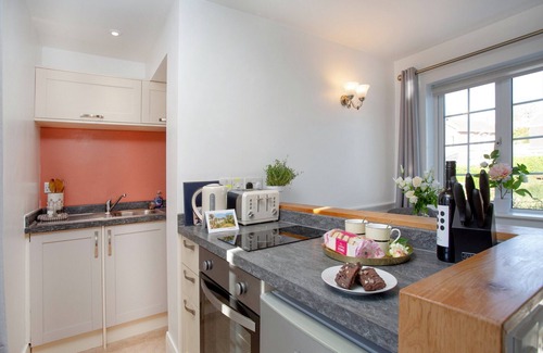 Stoke Fleming Cottage | 2 bedroom accommodation in Stoke Fleming, near Dartmouth