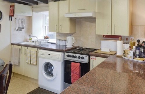 Pen-y-sarn Cottage | 2 bedroom accommodation in Pen-y-Sarn, near Amlwch
