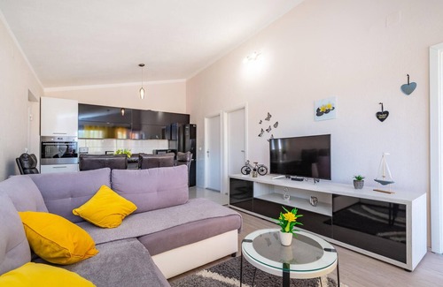 Podgradina Apartment | 2 bedroom accommodation in Podgradina
