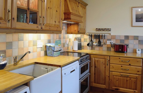 Ellon Cottage | 2 bedroom accommodation in Collieston, Ellon