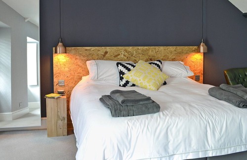 Pentrefelin Cottage | 2 bedroom accommodation in Llandeilo