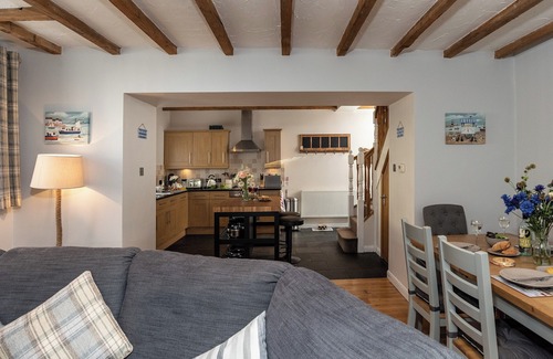 Brixham Cabin | 2 bedroom accommodation in Brixham
