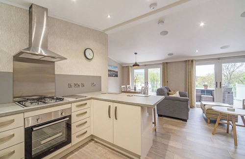 Newport Ski Chalet | 2 bedroom accommodation in Newport, Pembrokeshire